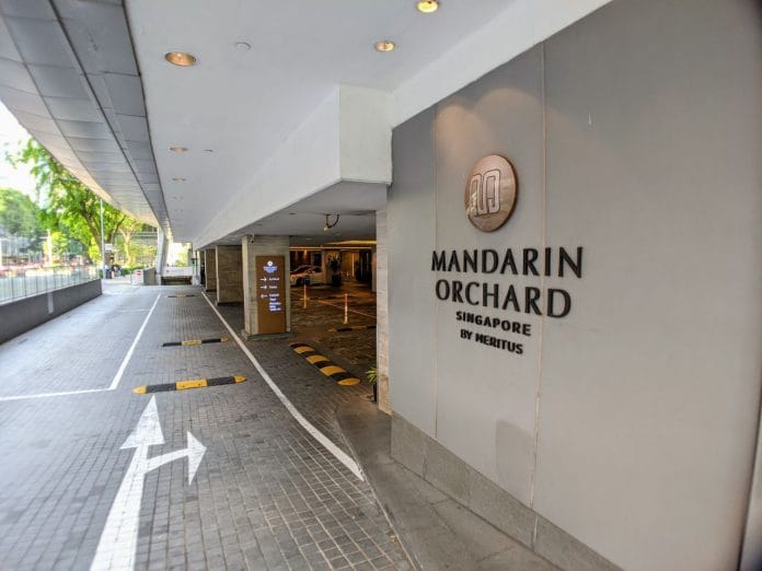 Mandarin Orchard driveway