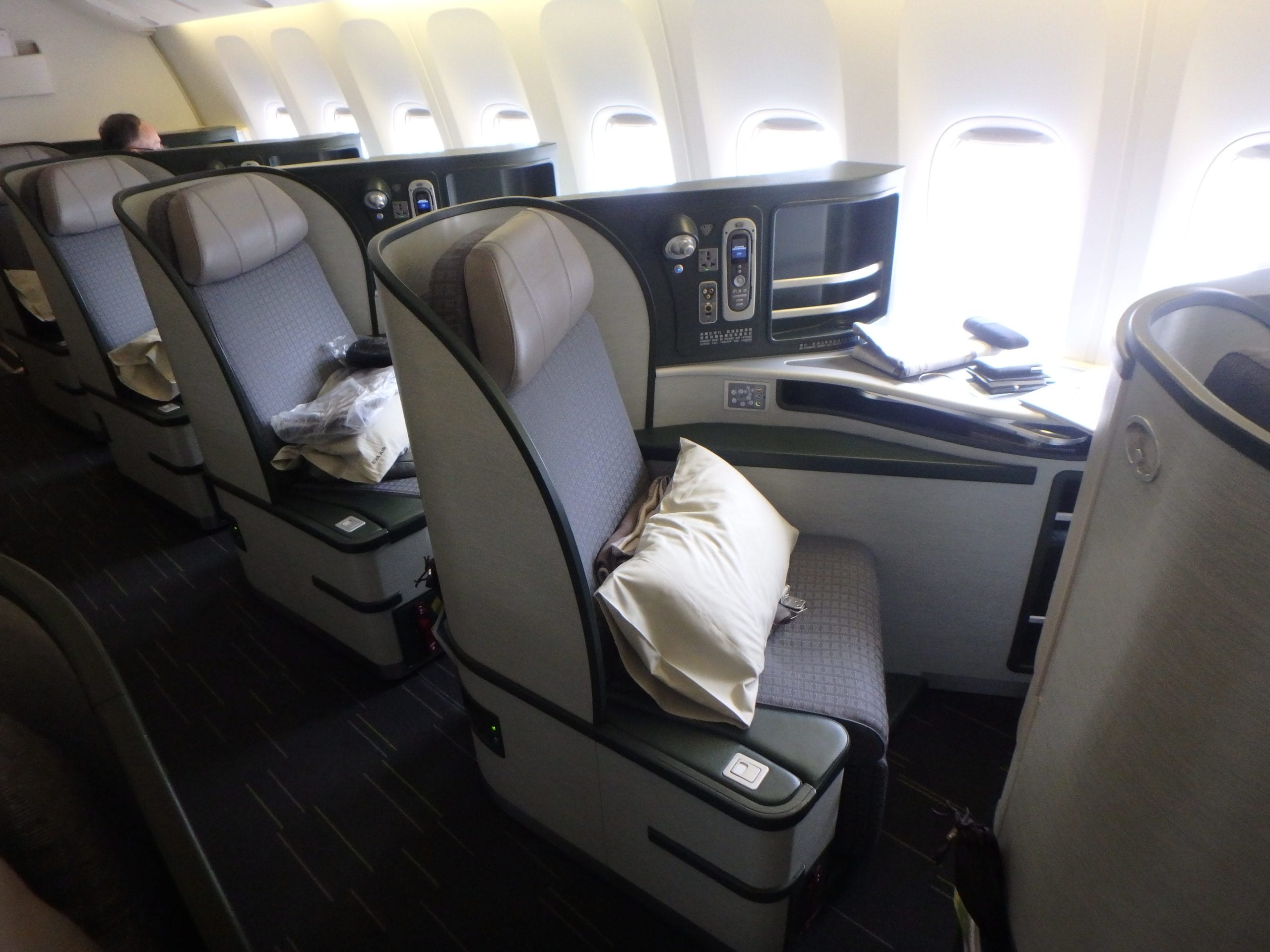 Review: EVA Air B77W Business Class Singapore to Taipei - The MileLion