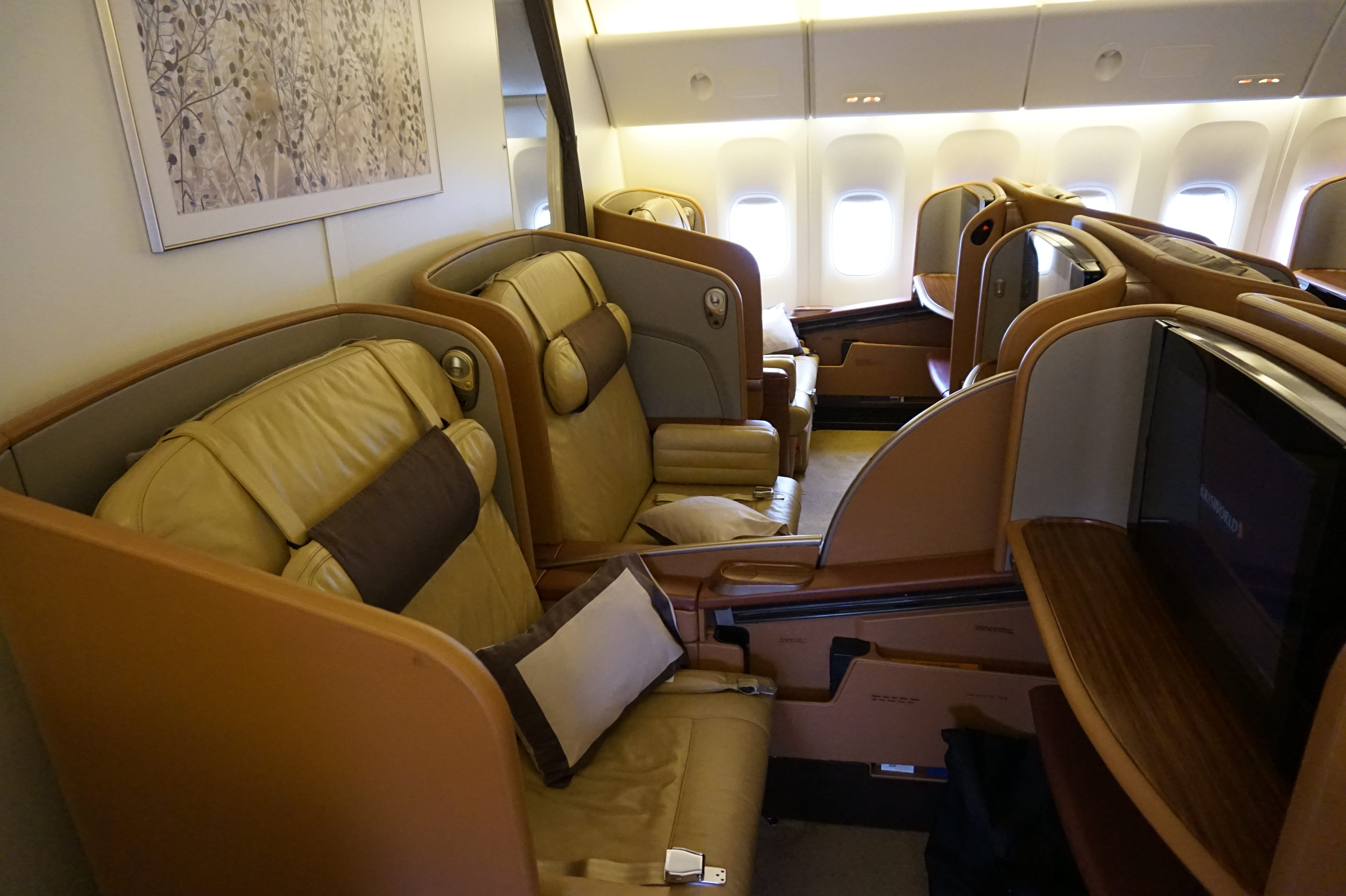 Review: Singapore Airlines B77W First Class Tokyo Narita To Singapore ...