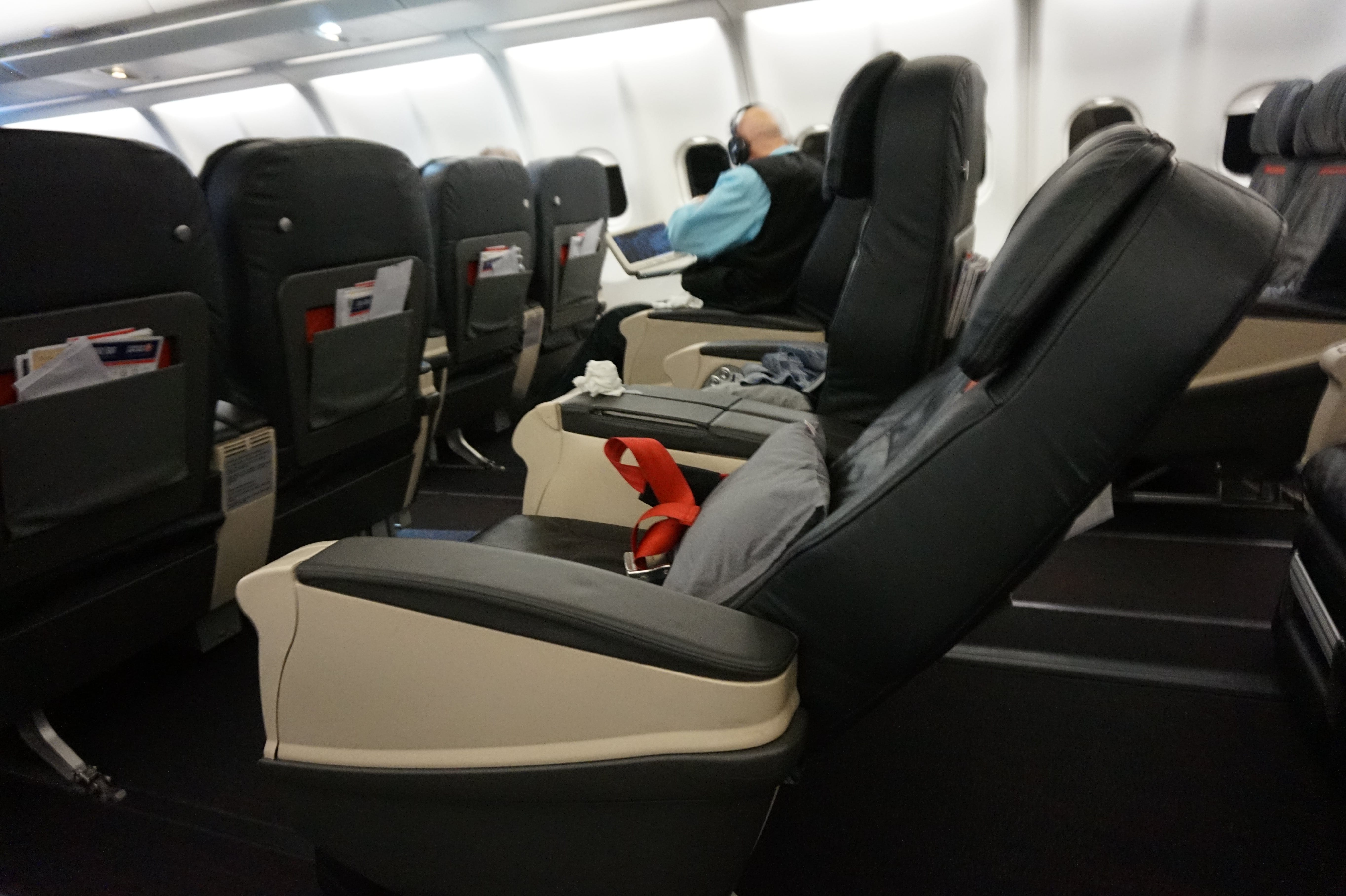 Review Turkish Airlines A330 Business Class Istanbul to Amman The