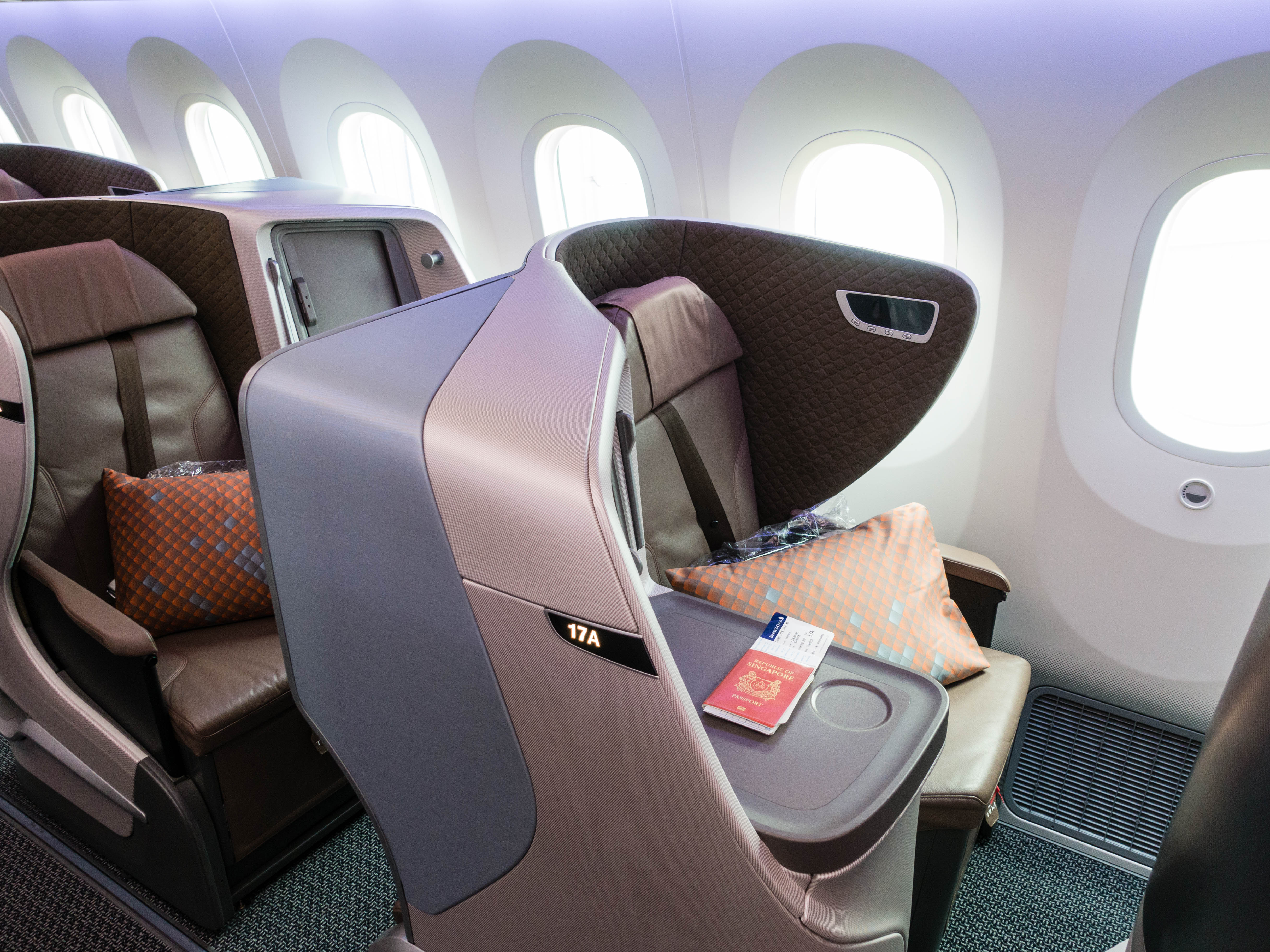 Singapore Airlines new regional A350 will begin service in December ...