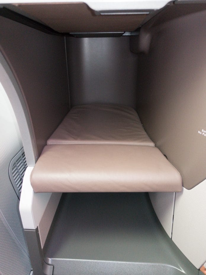 Singapore Airlines 787 Business Class Foot Rest