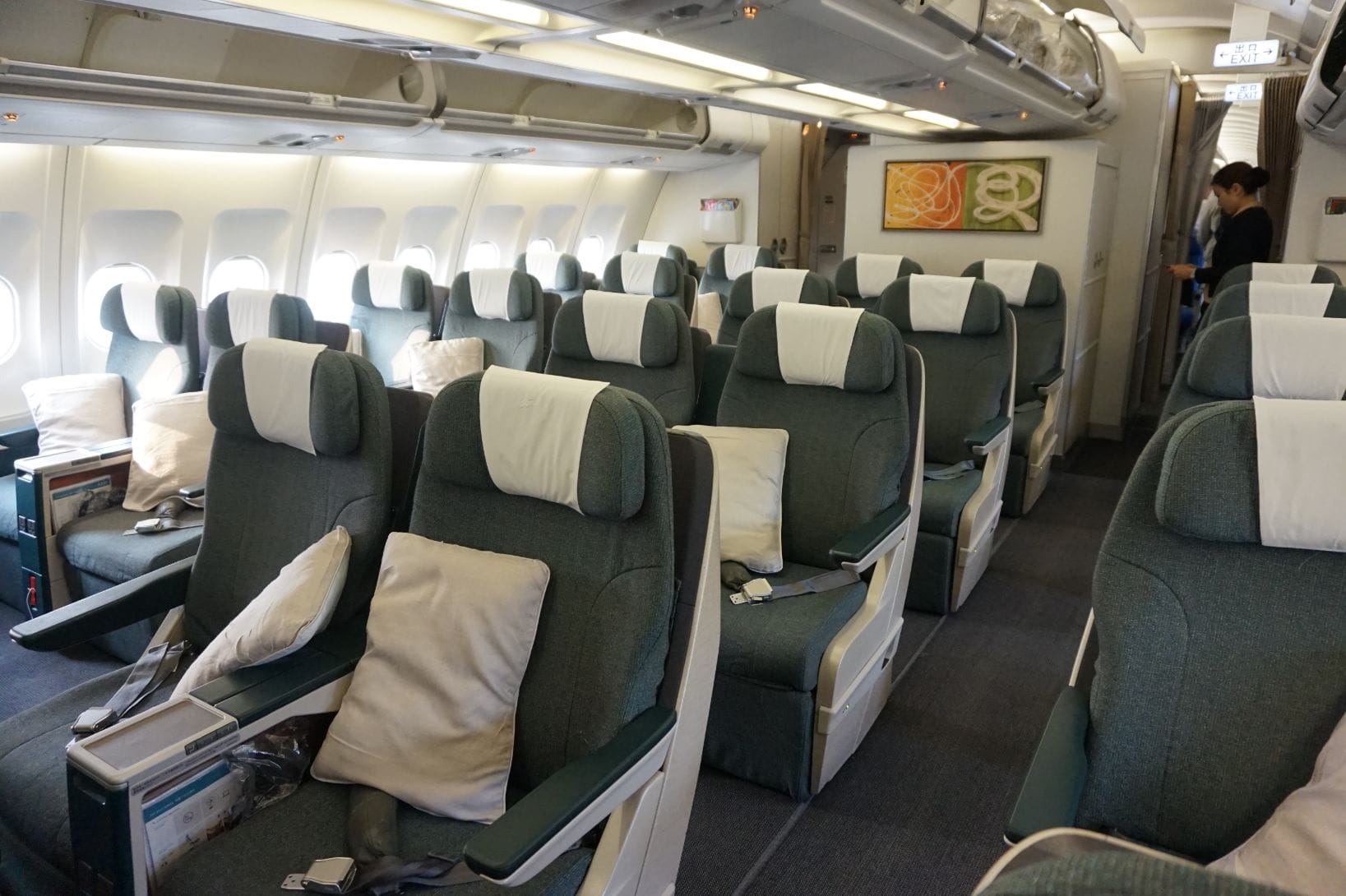 Review Cathay Dragon A330 Business Class Hong Kong To Hanoi The Milelion