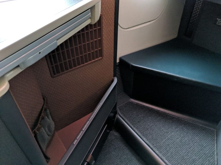 Review: Cathay Pacific B777-300ER Business Class Singapore – Hong Kong ...