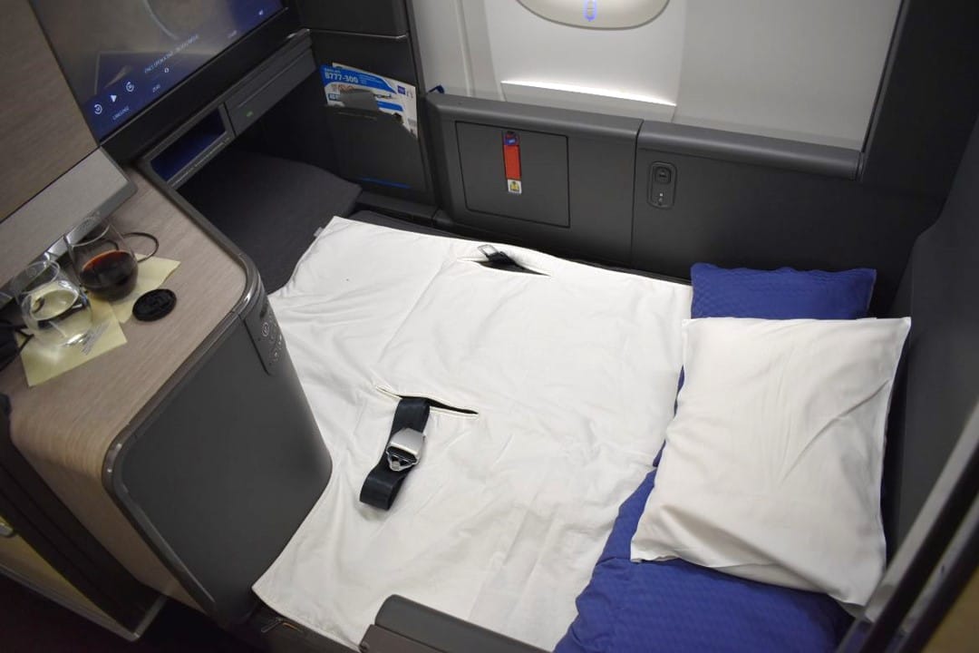 Review: ANA B777-300ER "THE Room" New Business Class Tokyo To New York ...