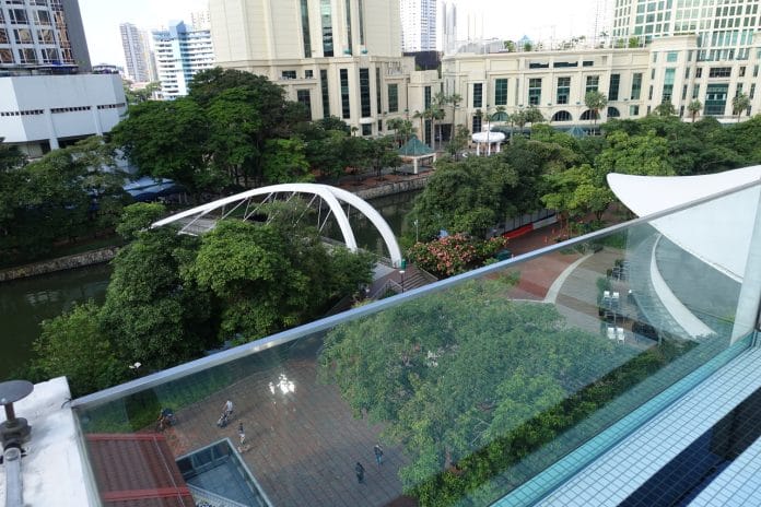 M Social Singapore Swimming Pool Views