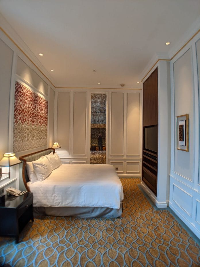 Ambassador Suite bedroom