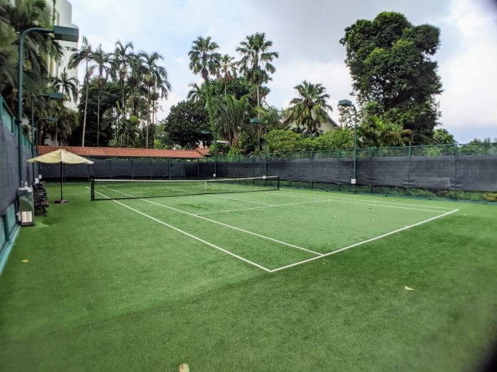 Shangri-La Singapore tennis court