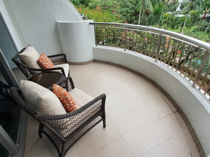 Garden Wing balcony