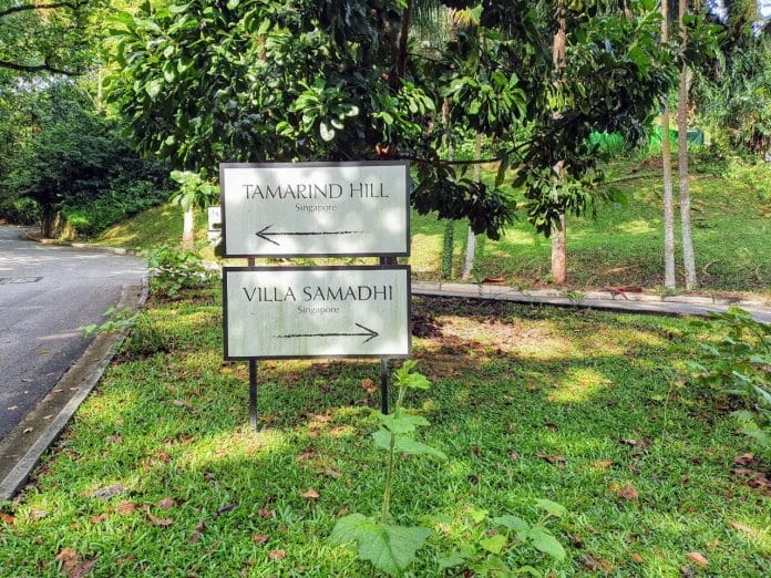 Villa Samadhi/ Tamarind Hill signs