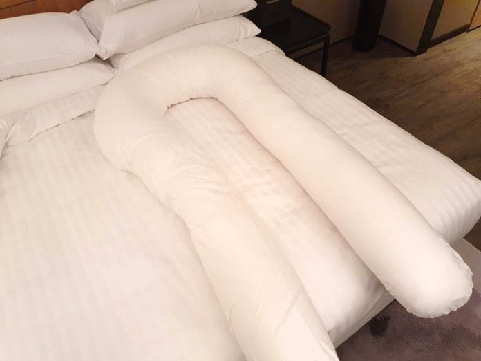 U-Body pillow