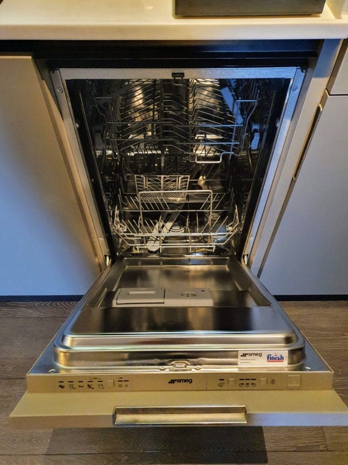 Concealed dishwasher