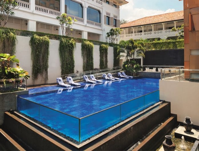 Oasia Resort Sentosa swimming pool