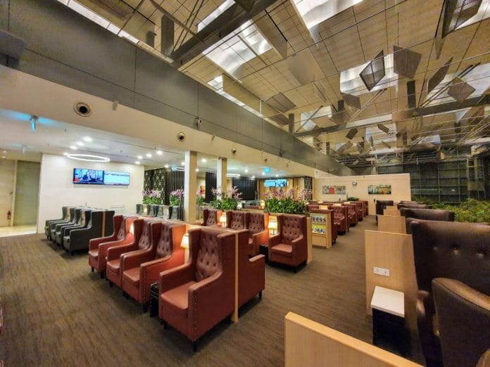SATS Premier Lounge Terminal 3 seating areas