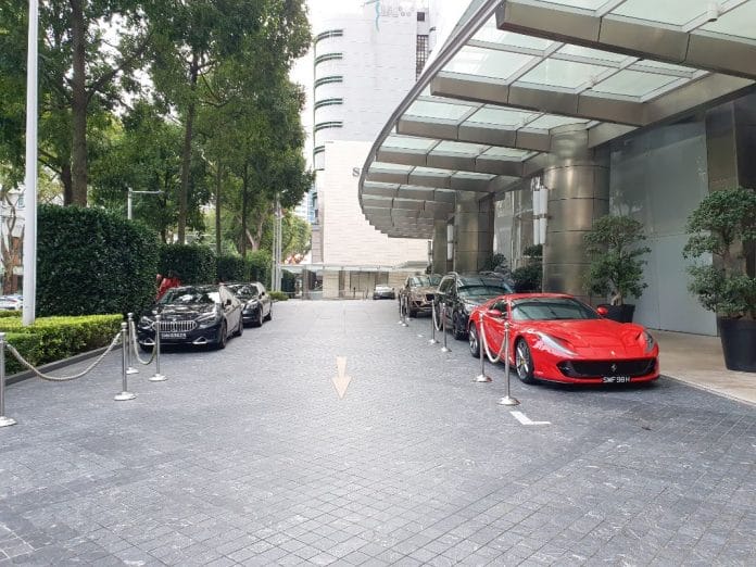 St. Regis Singapore driveway