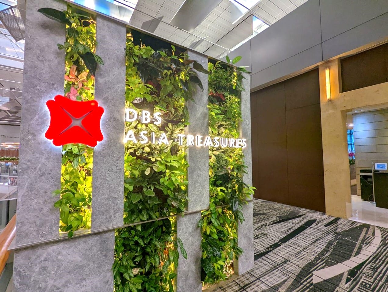 Review: DBS Asia Treasures Lounge Changi Terminal 3 - The MileLion