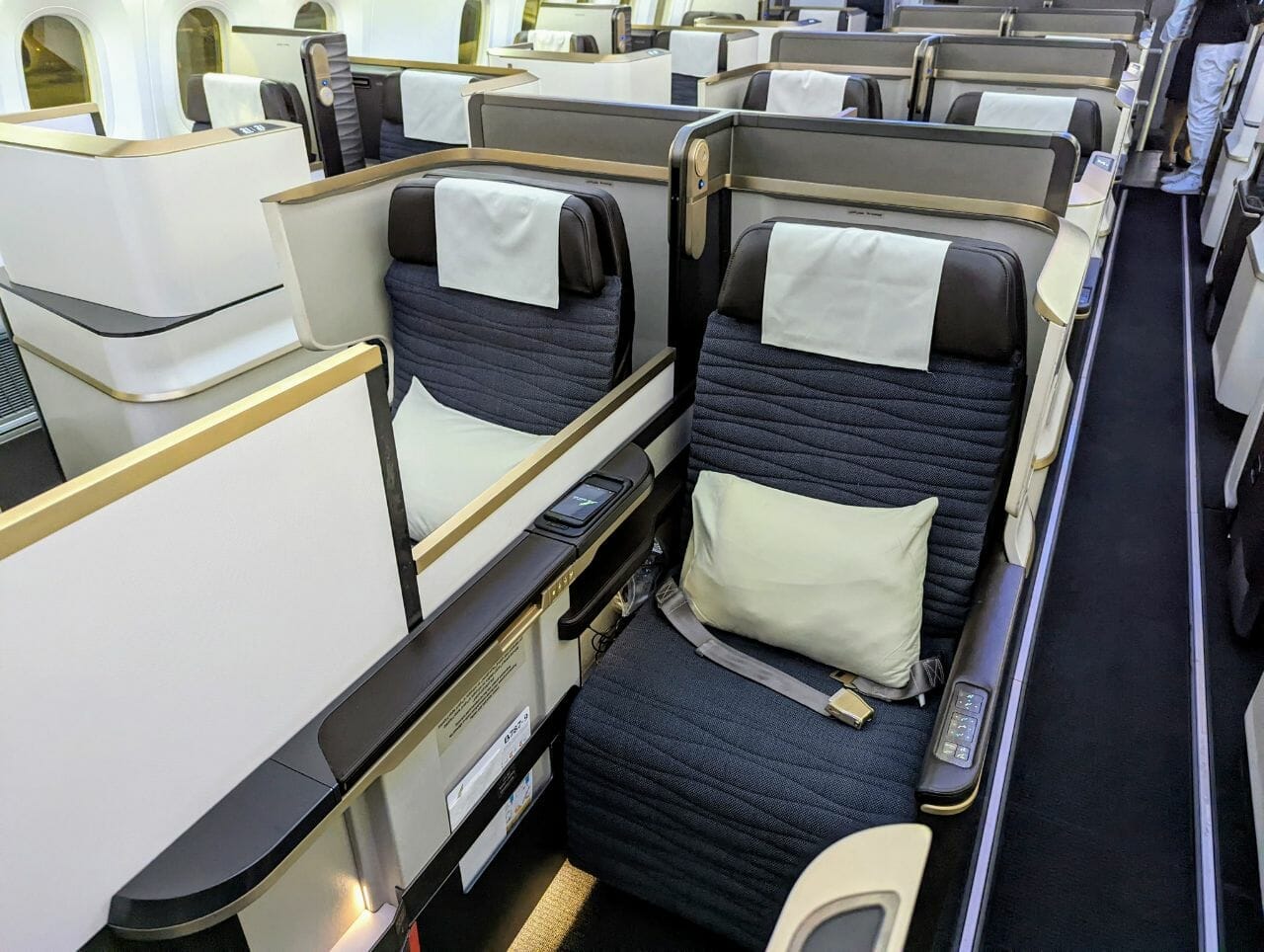 Review: Gulf Air B787-9 Business Class Bahrain To Singapore - The MileLion