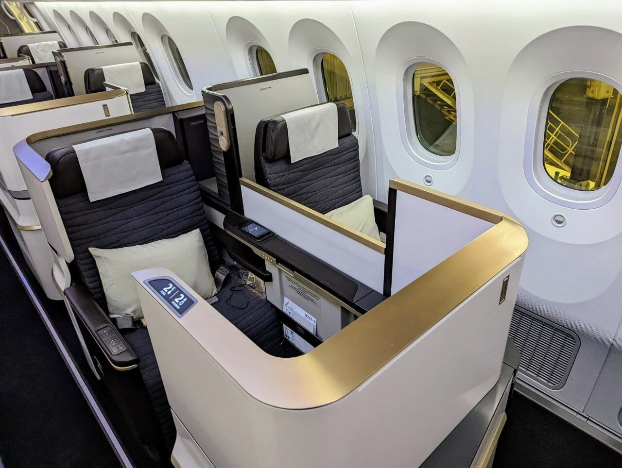 Review: Gulf Air B787-9 Business Class Bahrain To Singapore - The MileLion