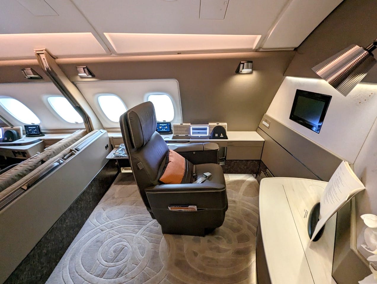 Review: Singapore Airlines A380 Suites (JFK-SIN) - The MileLion